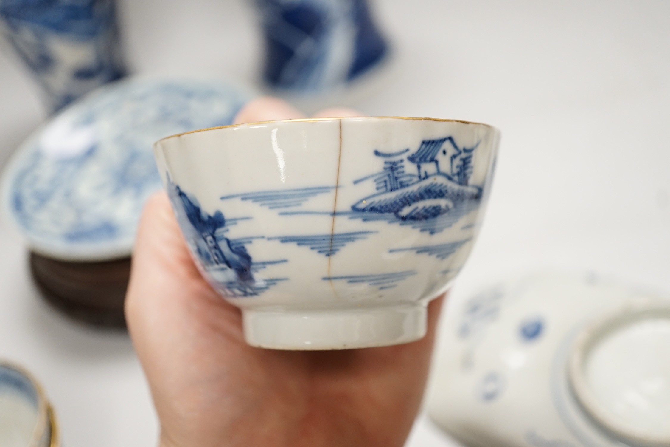 A group of 19th century and later Chinese blue and white porcelain, tallest 31cm